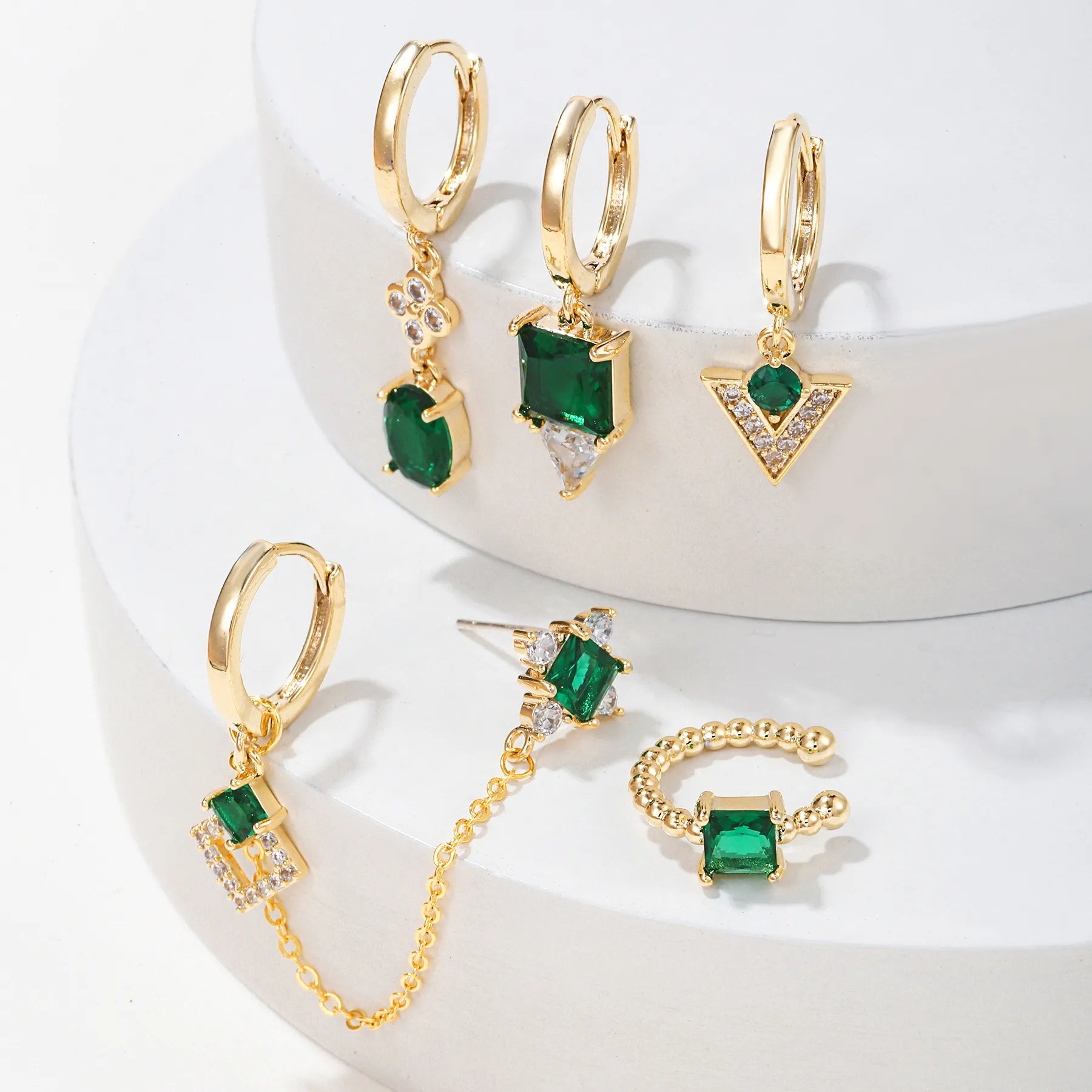 Emerald Glow Piercing Set (Not in Pair)